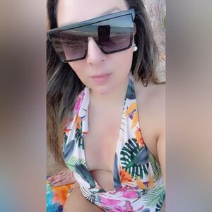 Meet your Posher, Tina